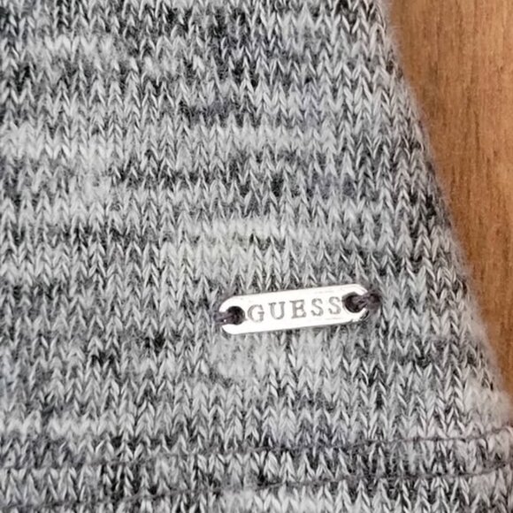 Guess Off The Shoulder Sweater - Picture 2 of 4